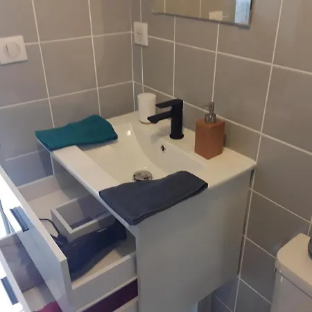 Lägenhet Les Du Vignal De Cheyrac *