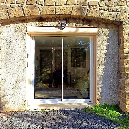 Апартаменты Les Du Vignal De Cheyrac