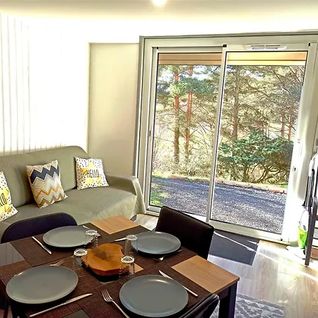 Les Du Vignal De Cheyrac * Polignac (Haute-Loire)