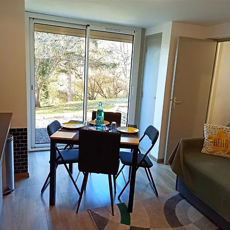 Les Du Vignal De Cheyrac Апартаменты