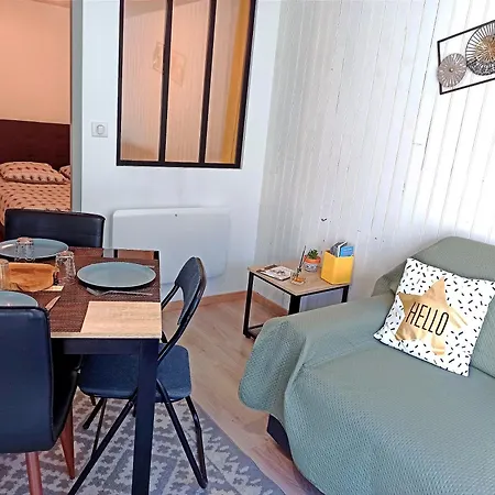 Les Du Vignal De Cheyrac Апартаменты