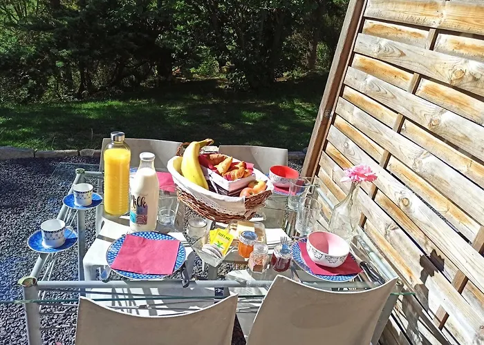 Les Du Vignal De Cheyrac