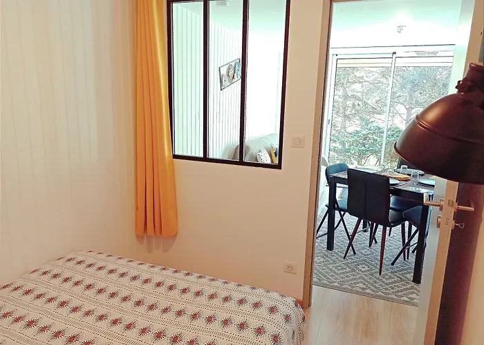 Les Du Vignal De Cheyrac Polignac (Haute-Loire)