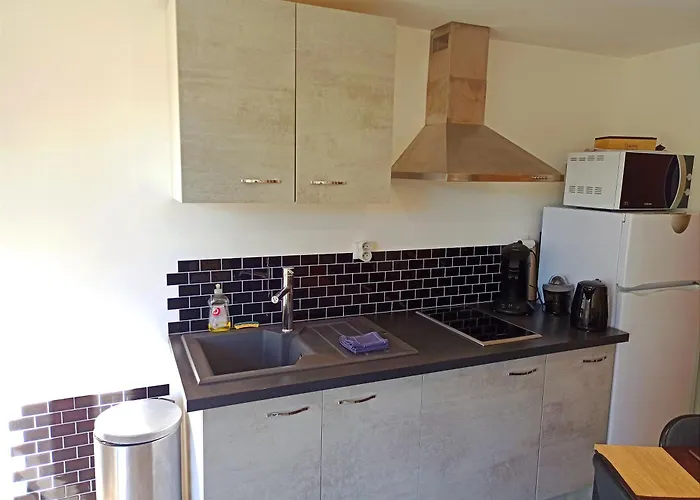 Les Du Vignal De Cheyrac